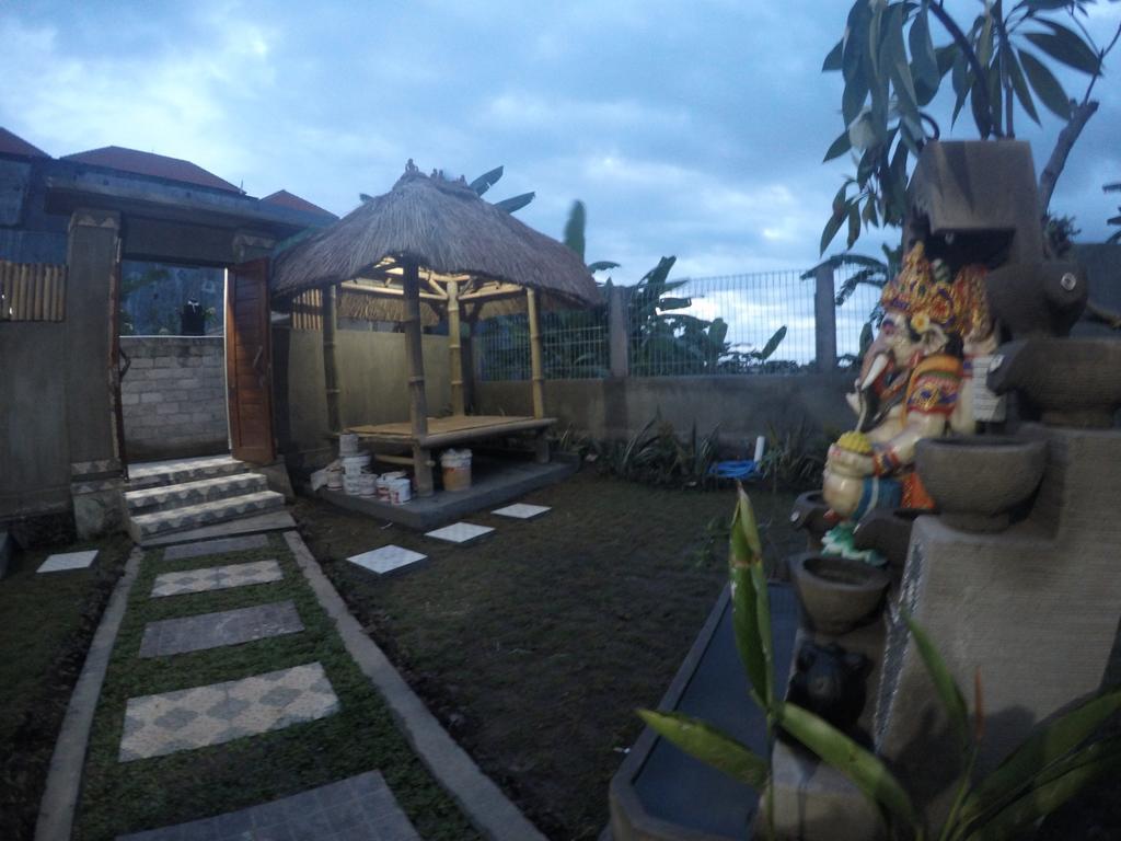 Ferienwohnung Pluto House Canggu Exterior foto